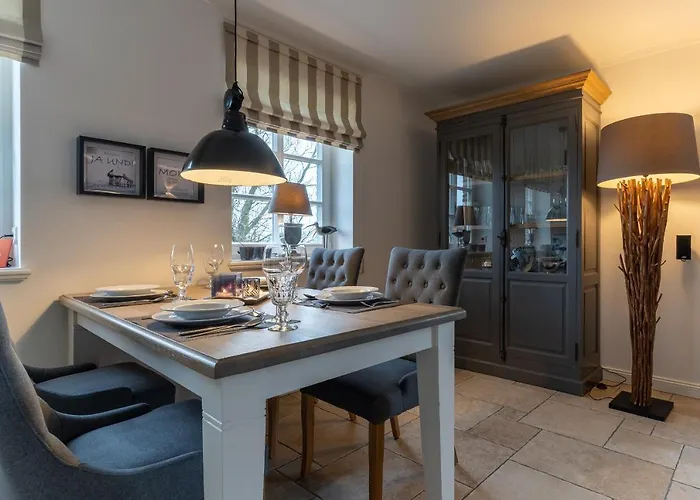 Feriehus Reetdachhaus Duenenkoog Reetdachhaus Duenenkoog