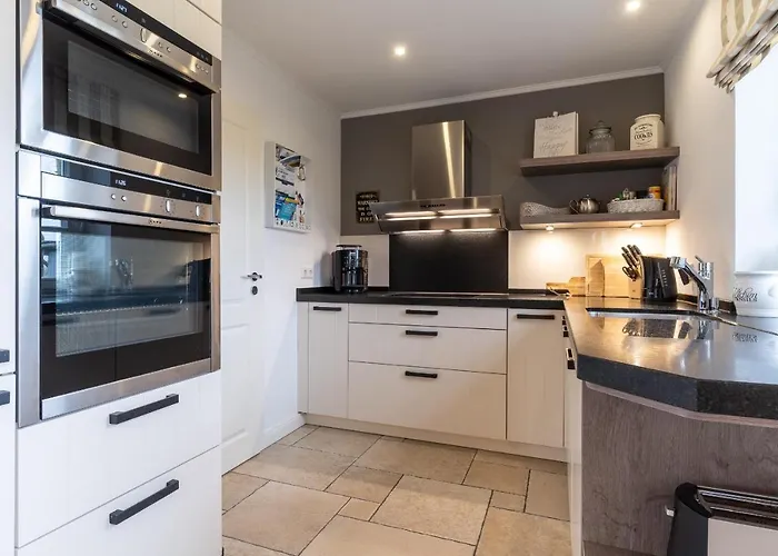 Reetdachhaus Duenenkoog Reetdachhaus Duenenkoog Feriehus Tating