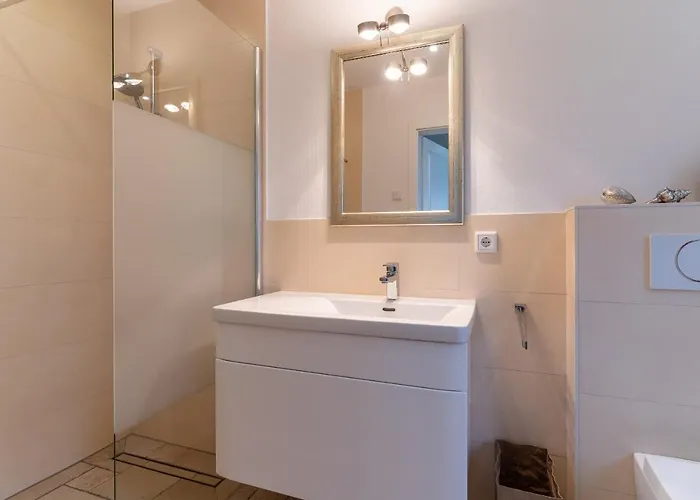 Reetdachhaus Duenenkoog Reetdachhaus Duenenkoog Tating