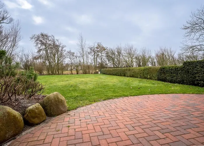 Reetdachhaus Duenenkoog Reetdachhaus Duenenkoog Feriehus *